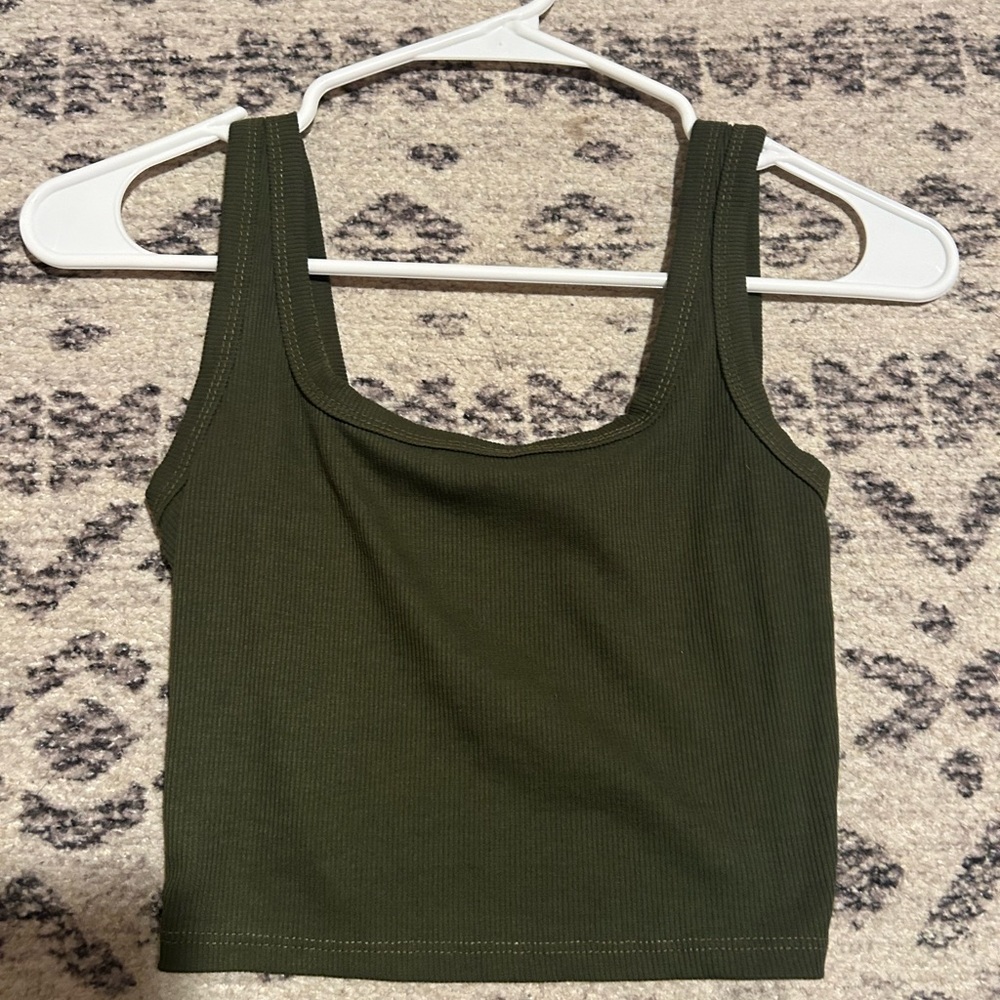 SHEIN crop top